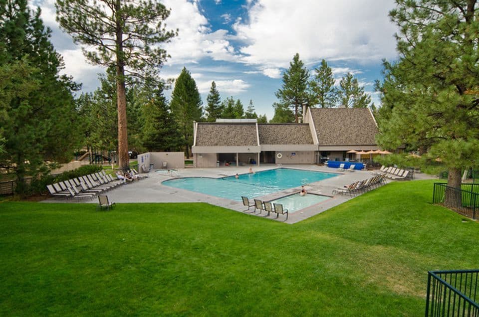 Bend Condo: 19717 Mt Bachelor Drive #132