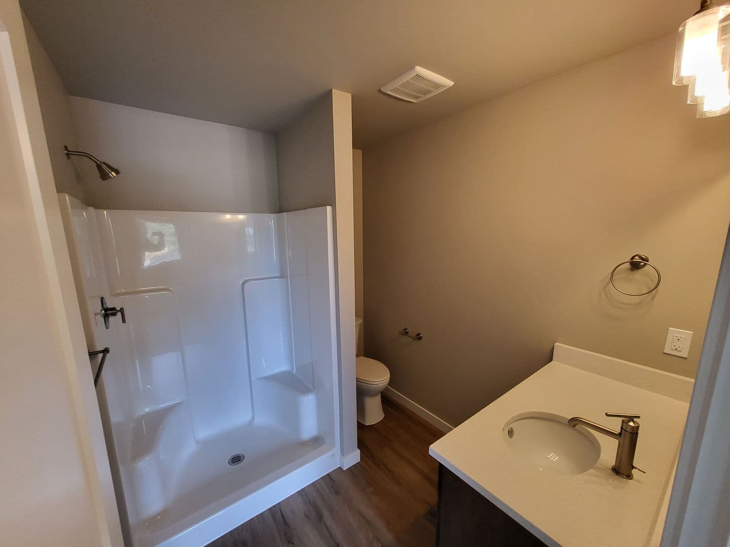 Bend Apartment: 61570 Lucia Street