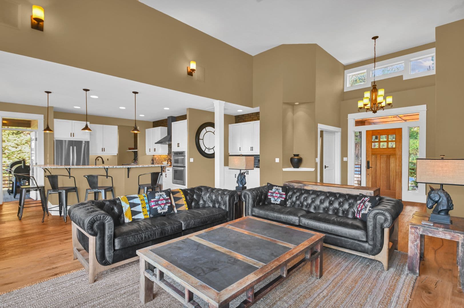 Bend House: 2095 NW Cascade View Dr.