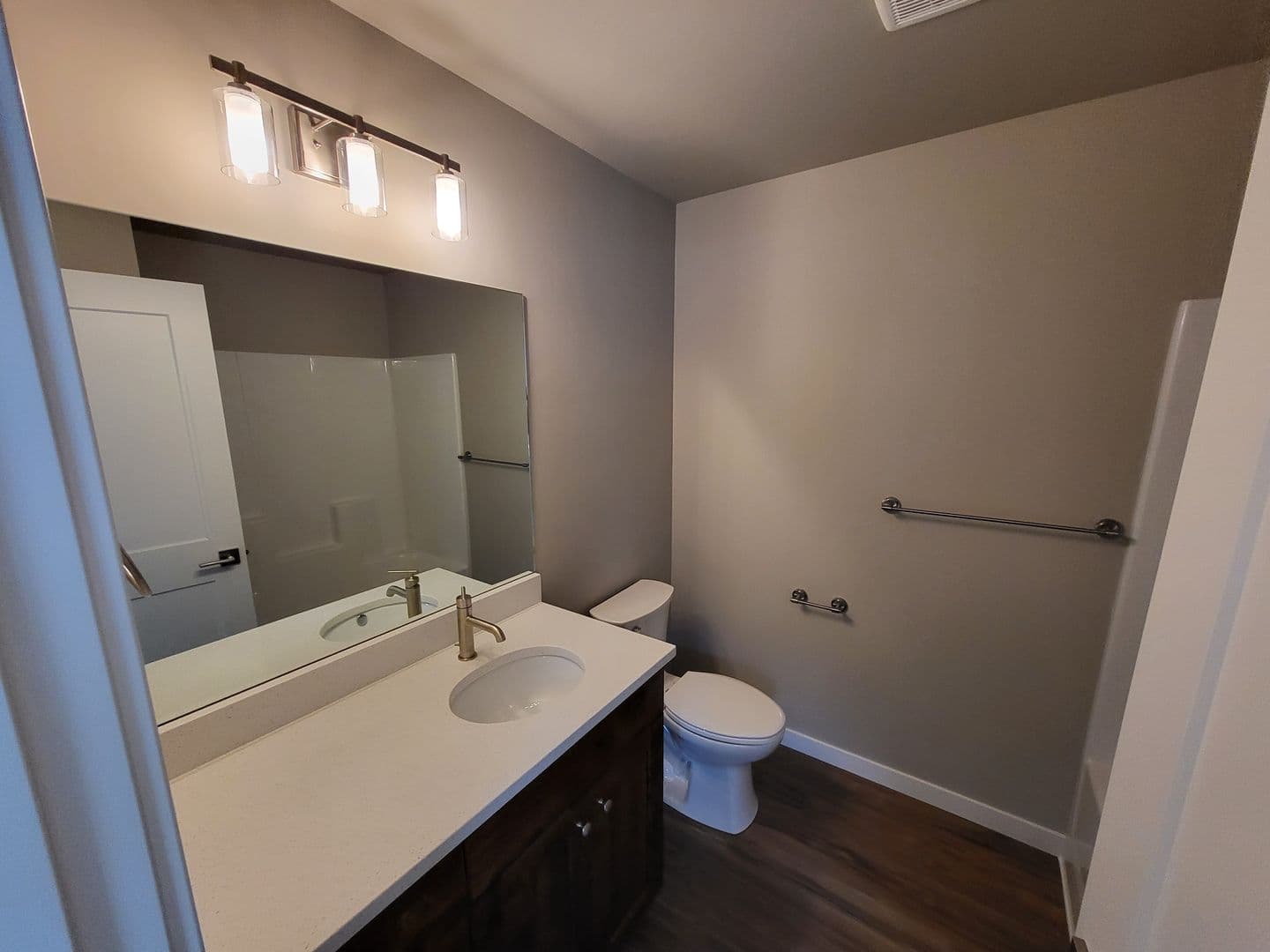 Bend Apartment: 61570 Lucia Street