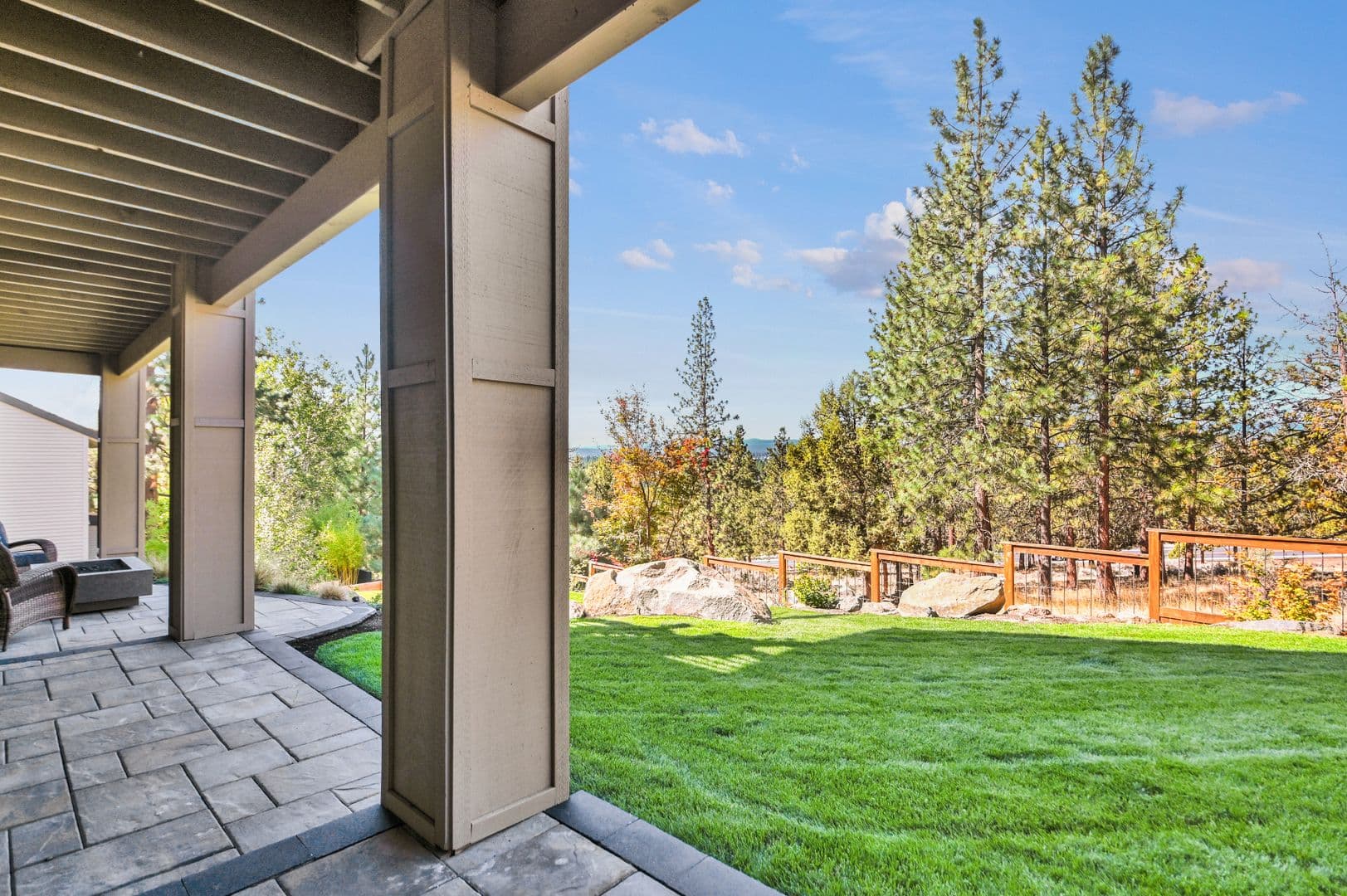 Bend House: 2095 NW Cascade View Dr.