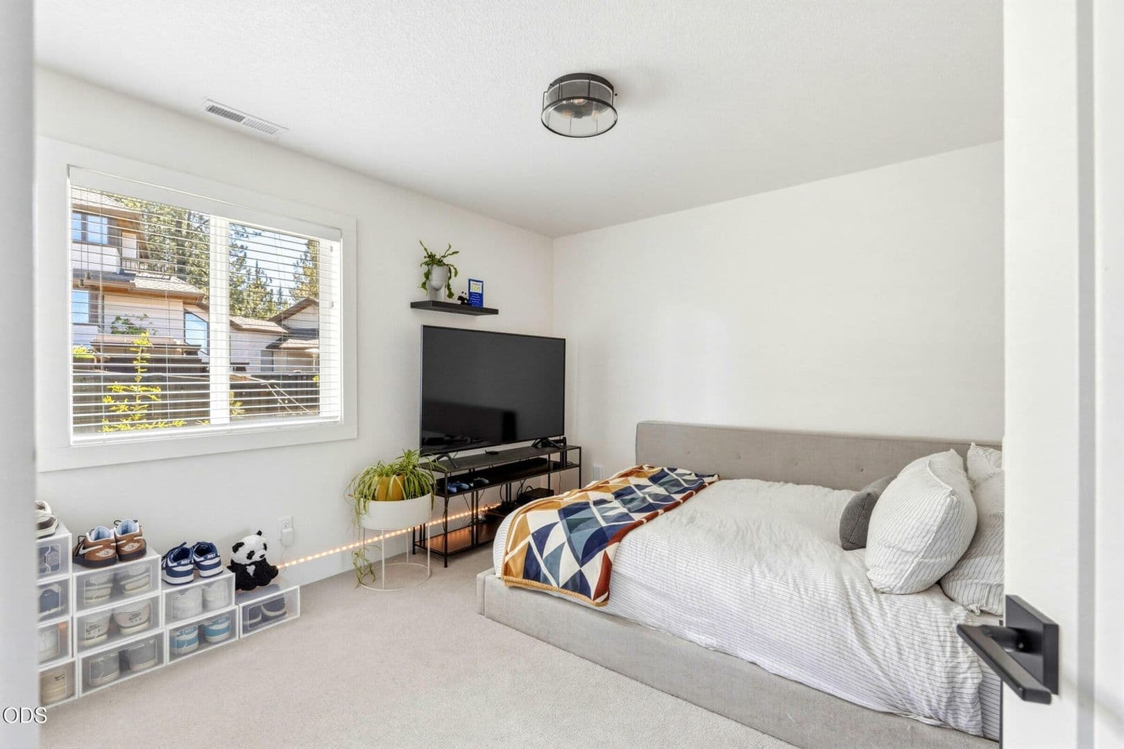 Bend House: 2543 NW Marken Street