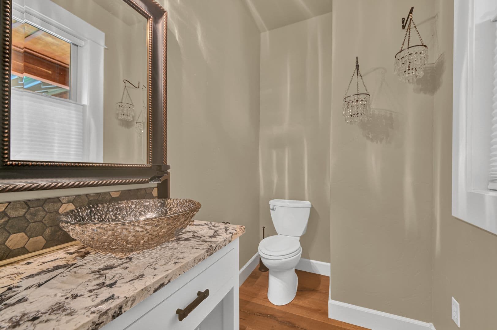 Bend House: 2095 NW Cascade View Dr.