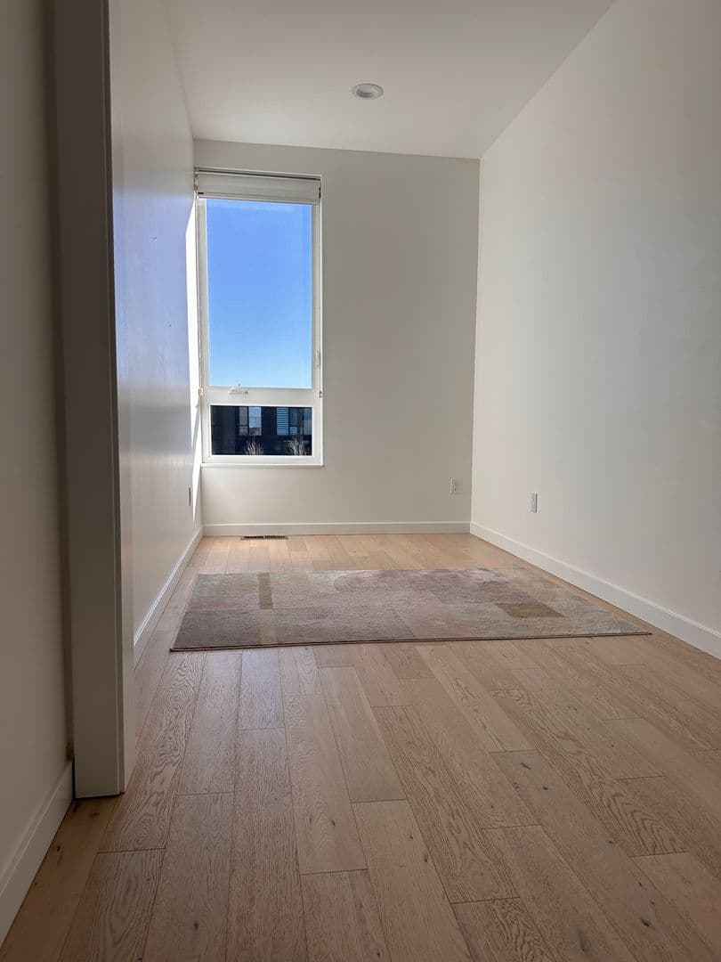 Bend Townhome: 55 SW Wall Street Unit 16