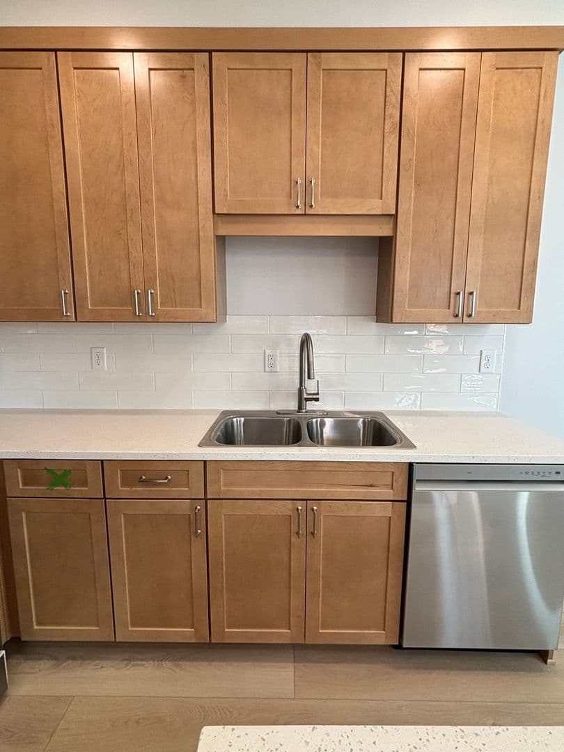 Bend Townhome: 605 NW Portland Ave.