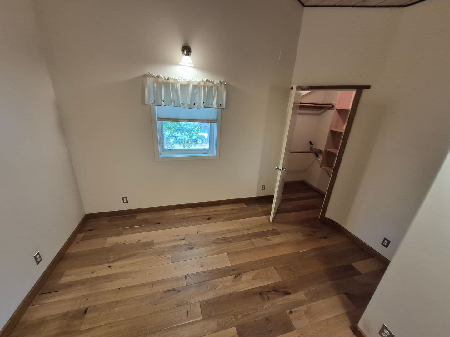 Bend Apartment: 1685 NW 4th Street