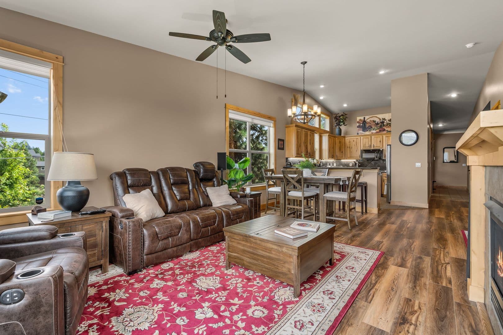 Bend Townhome: 859 SW Blakely Road
