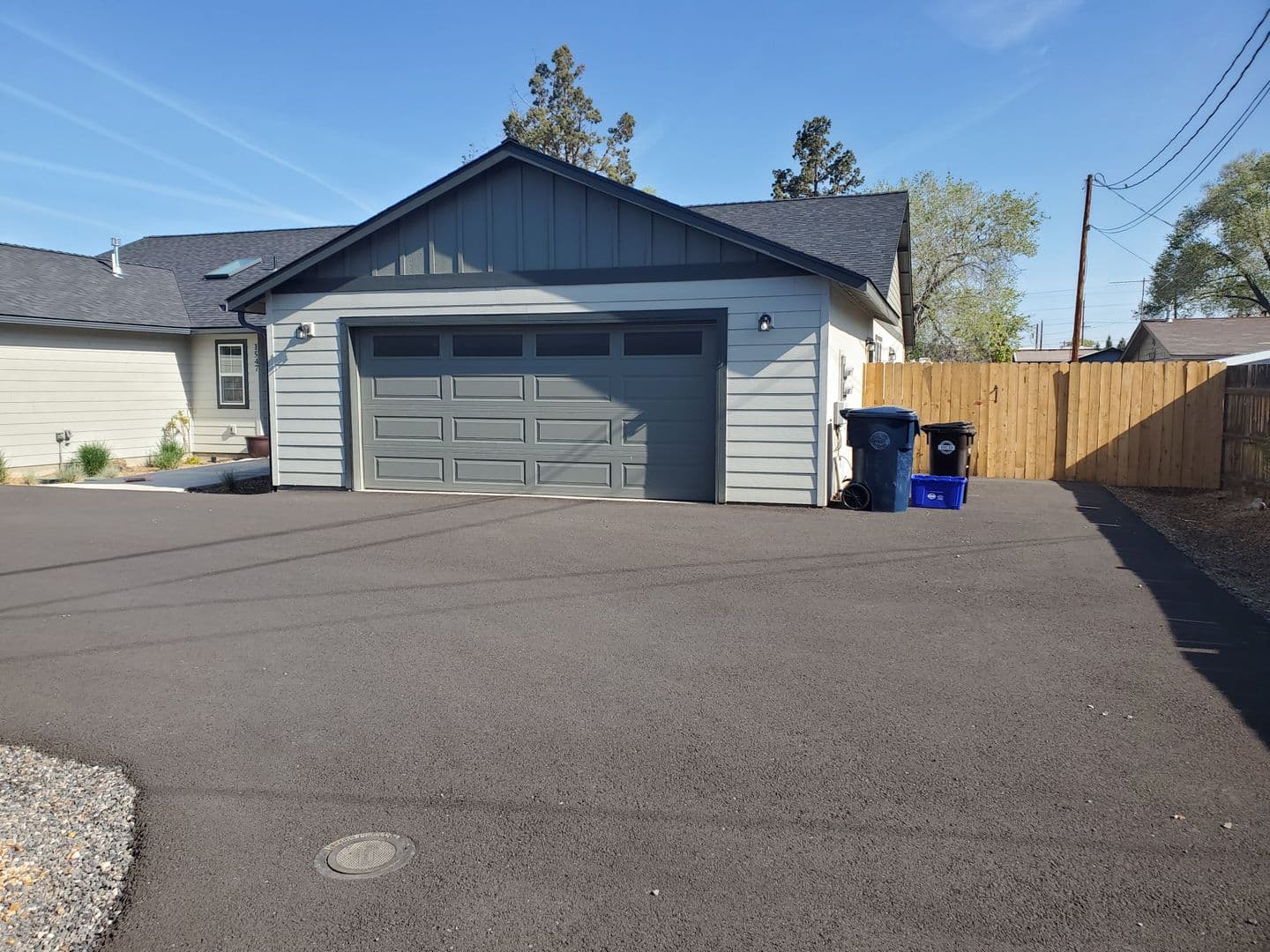 Redmond Apartment: 1545 SW Kalama Ave