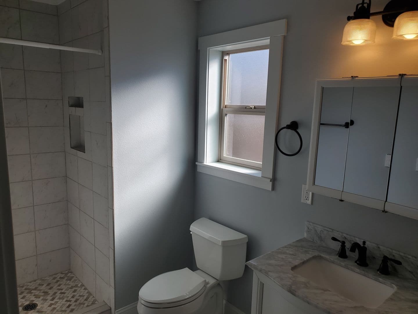 Bend Apartment: 21187 SE Kayla Ct