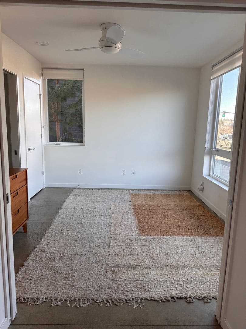 Bend Townhome: 55 SW Wall Street Unit 16