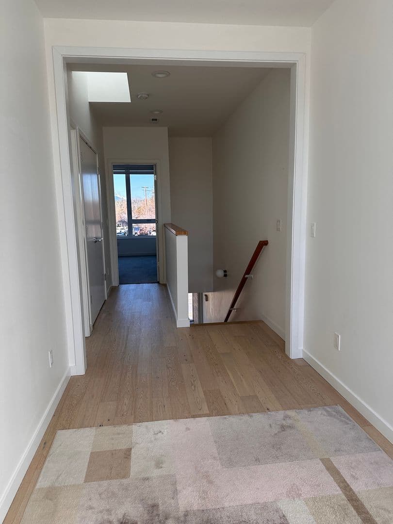 Bend Townhome: 55 SW Wall Street Unit 16