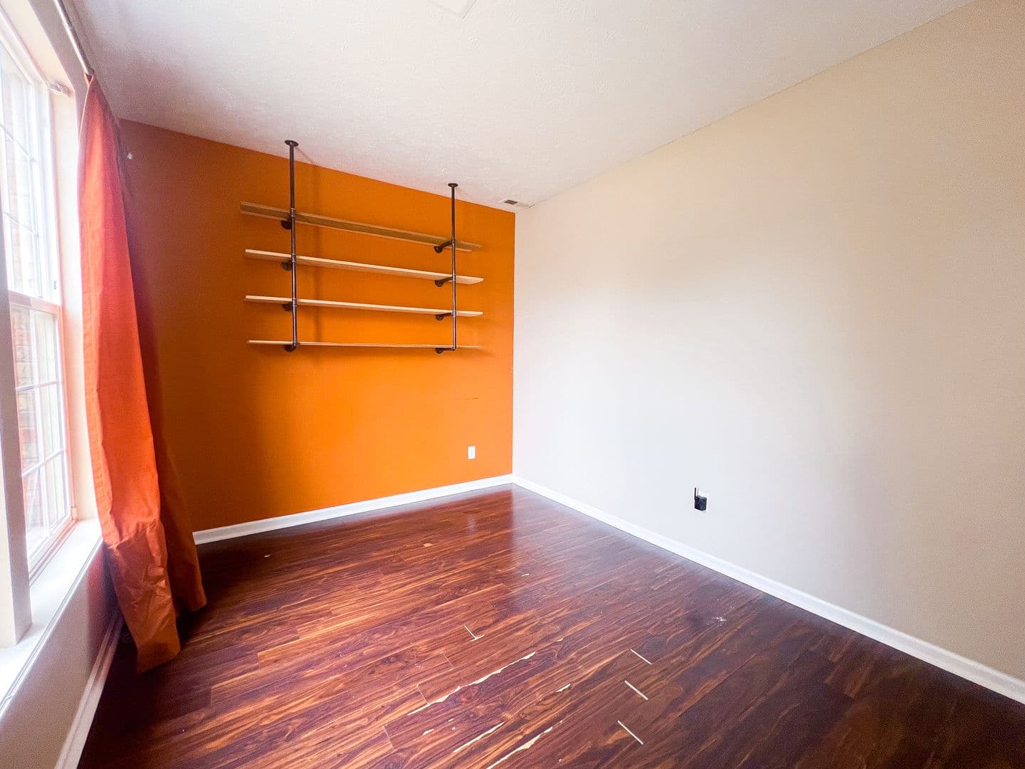 Indianapolis House: 10640 Northern Dancer Dr