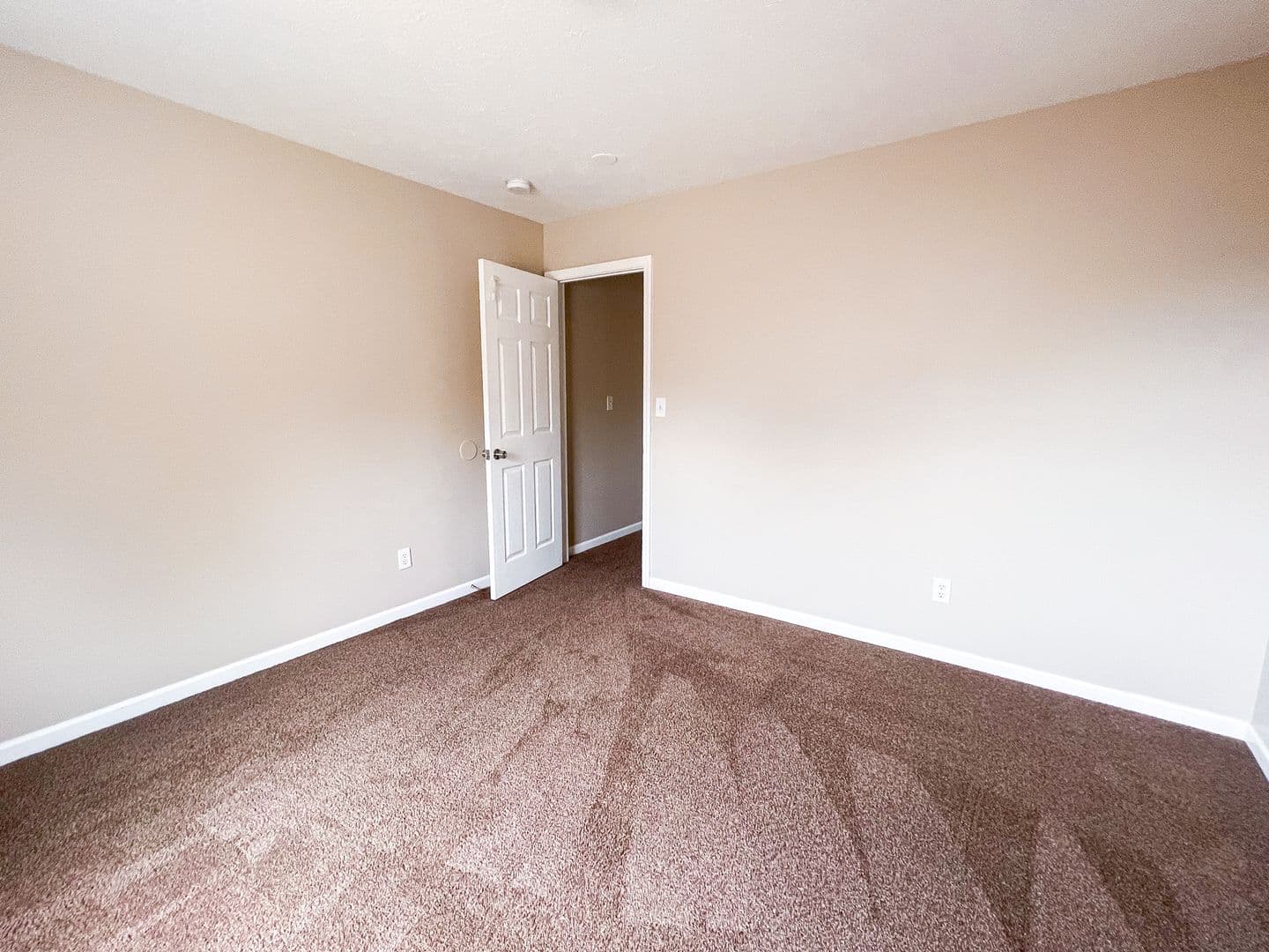 Indianapolis House: 10640 Northern Dancer Dr
