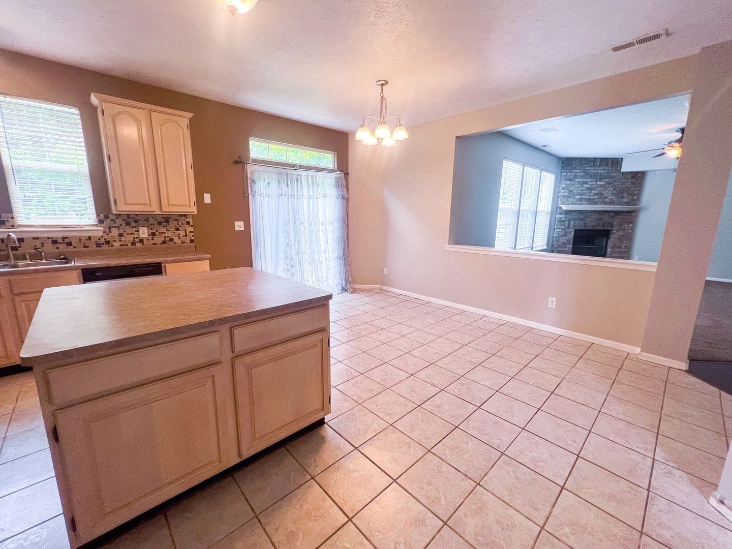 Indianapolis House: 10640 Northern Dancer Dr