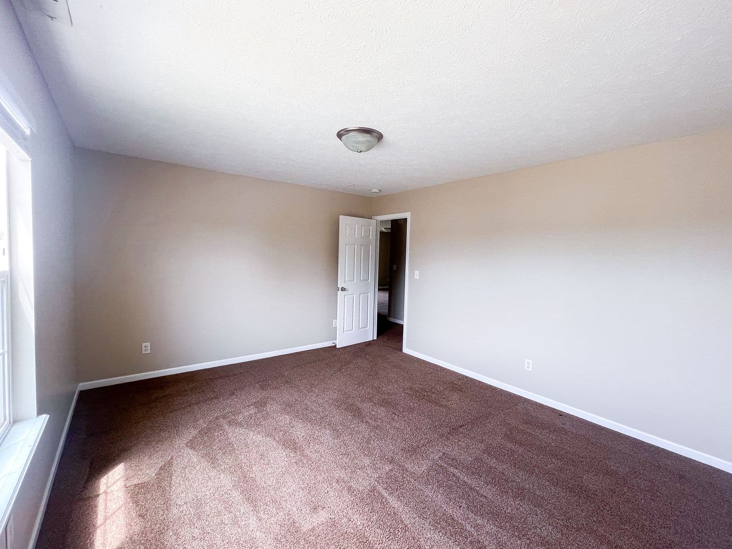 Indianapolis House: 10640 Northern Dancer Dr
