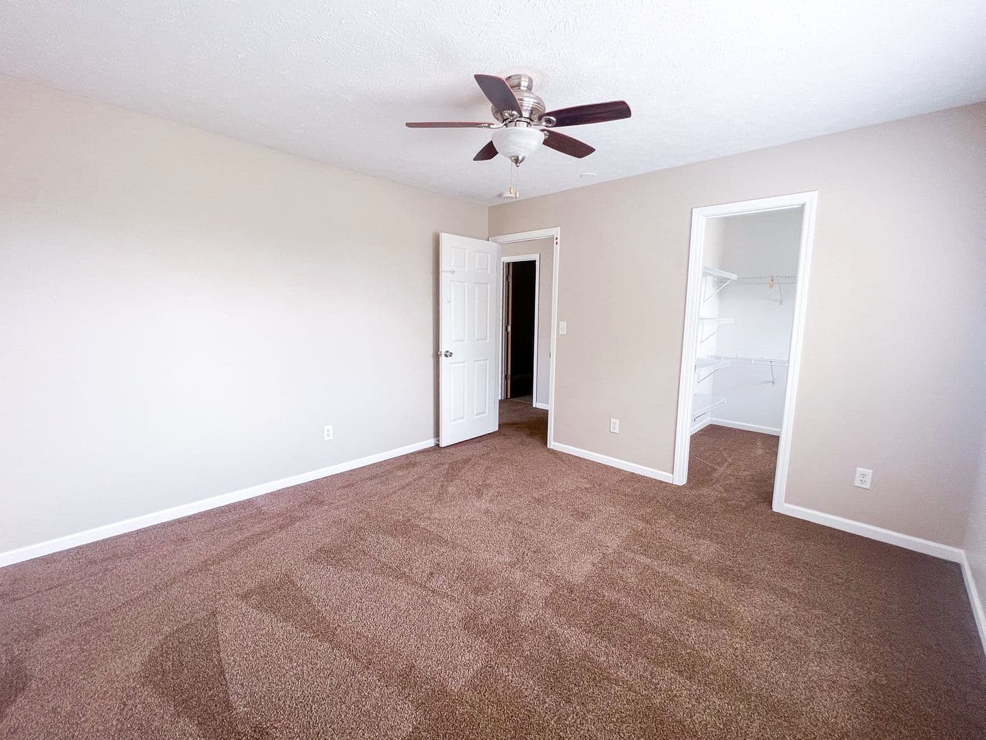 Indianapolis House: 10640 Northern Dancer Dr