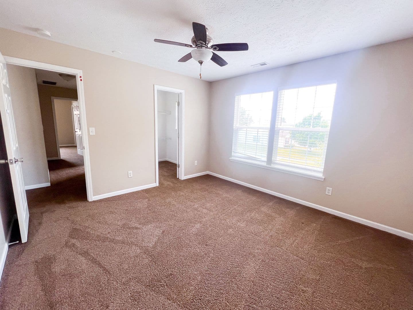 Indianapolis House: 10640 Northern Dancer Dr