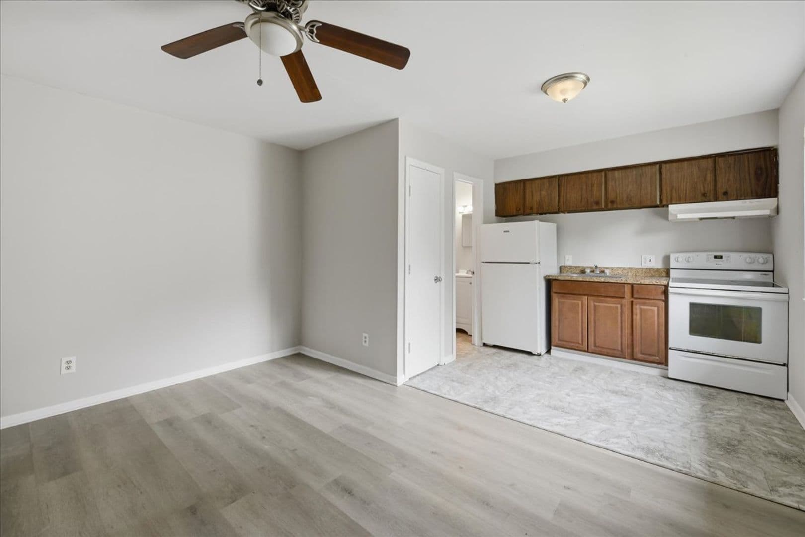 Indianapolis Apartment: 8820 E 45th St
