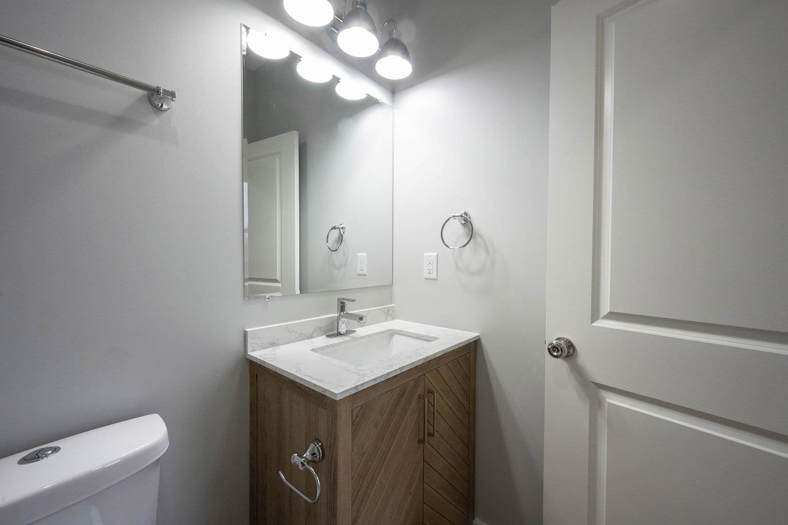Indianapolis Apartment: 2814 E. Michigan St