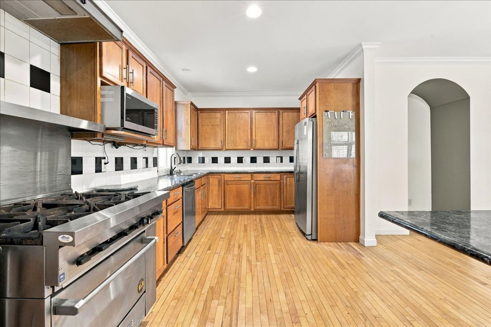 Indianapolis Apartment: 470-472 S Pine St