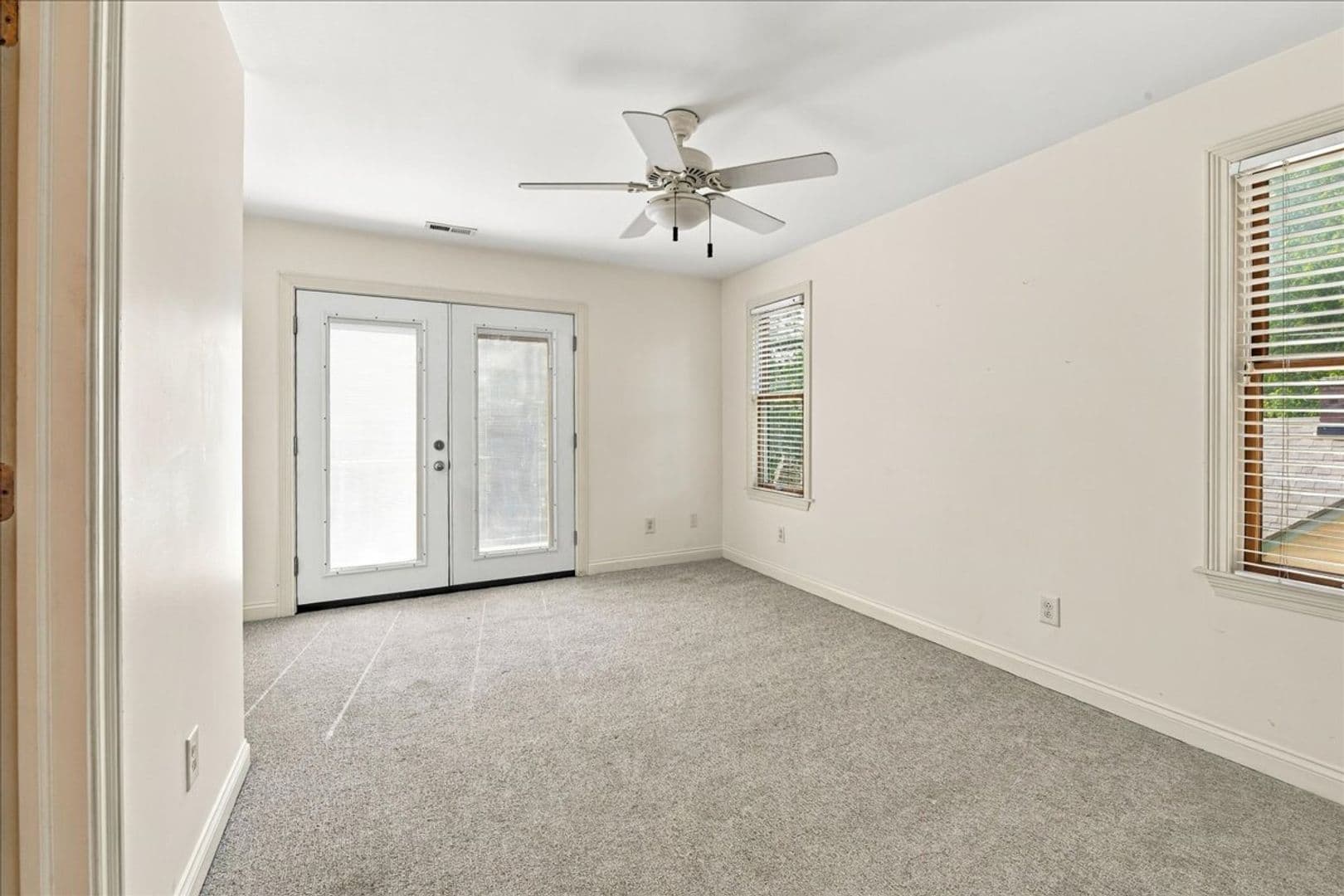 Indianapolis Apartment: 470-472 S Pine St