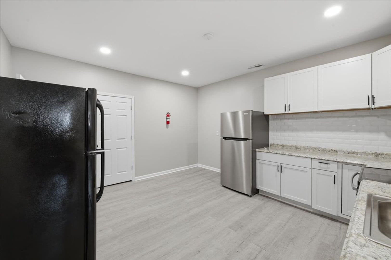 Indianapolis Multiplex: 28 S Dearborn Street - Unit A