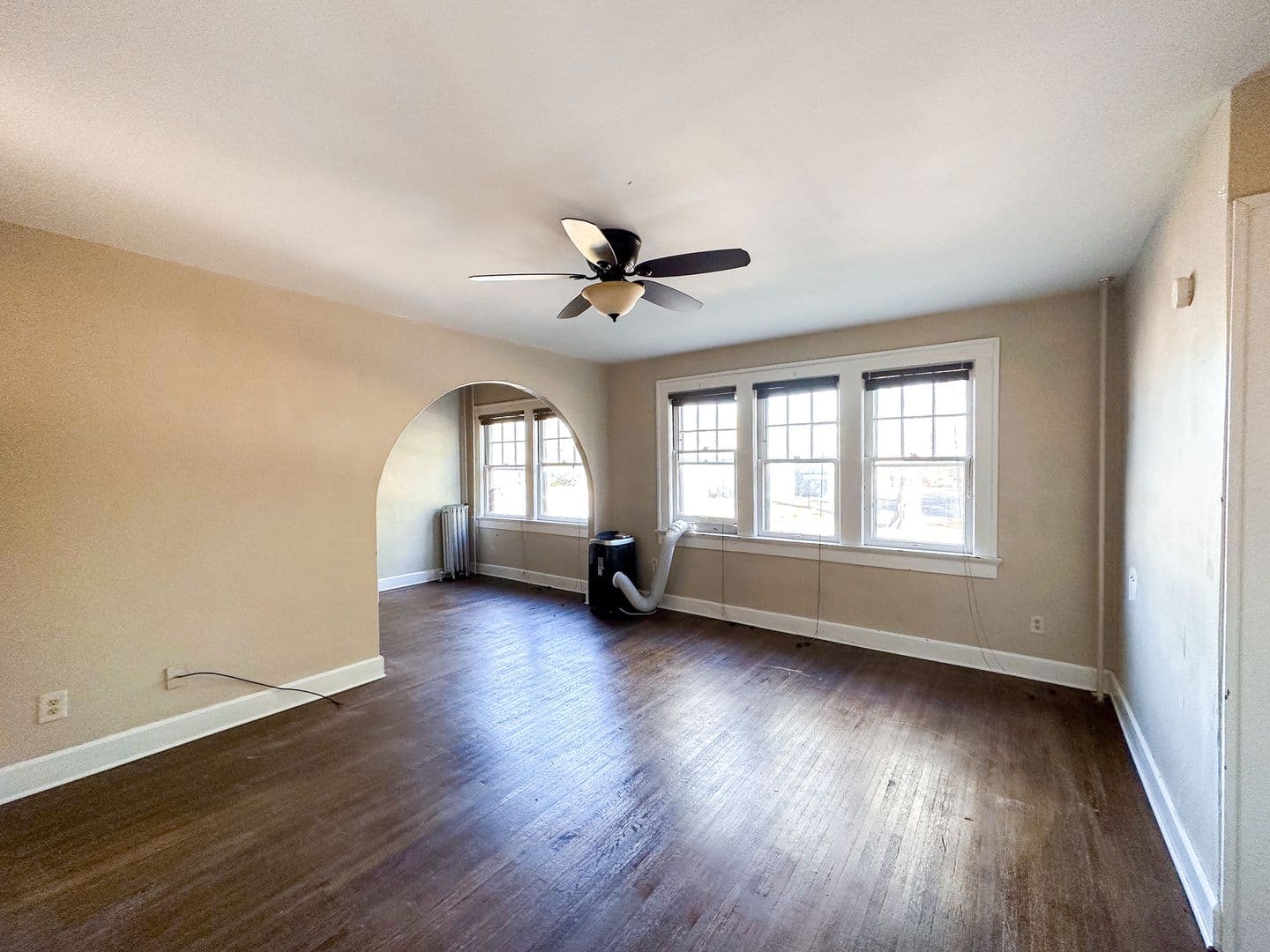 Indianapolis Apartment: 5819 E Washington Unit 14