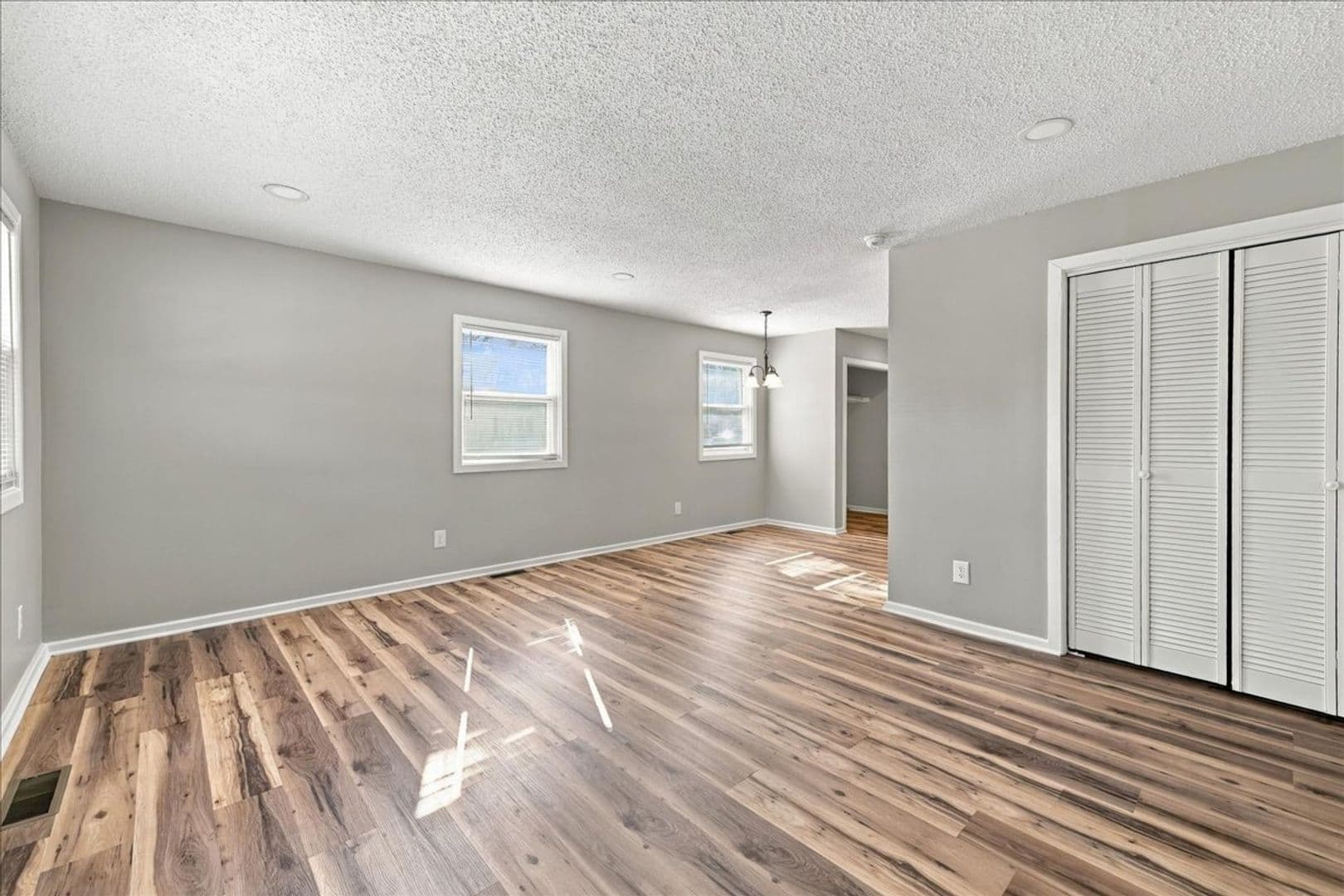 Brownsburg Apartment: 316 - 322 S. Green St