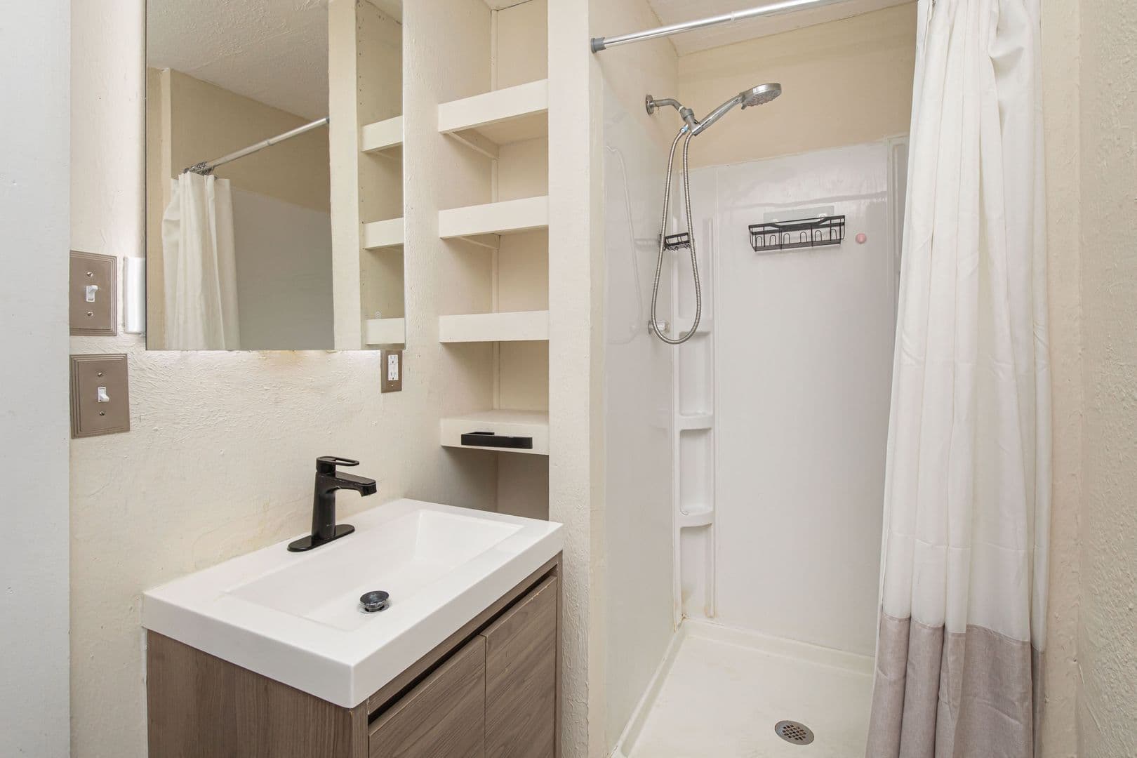 Indianapolis House: 1209 South Randolph St