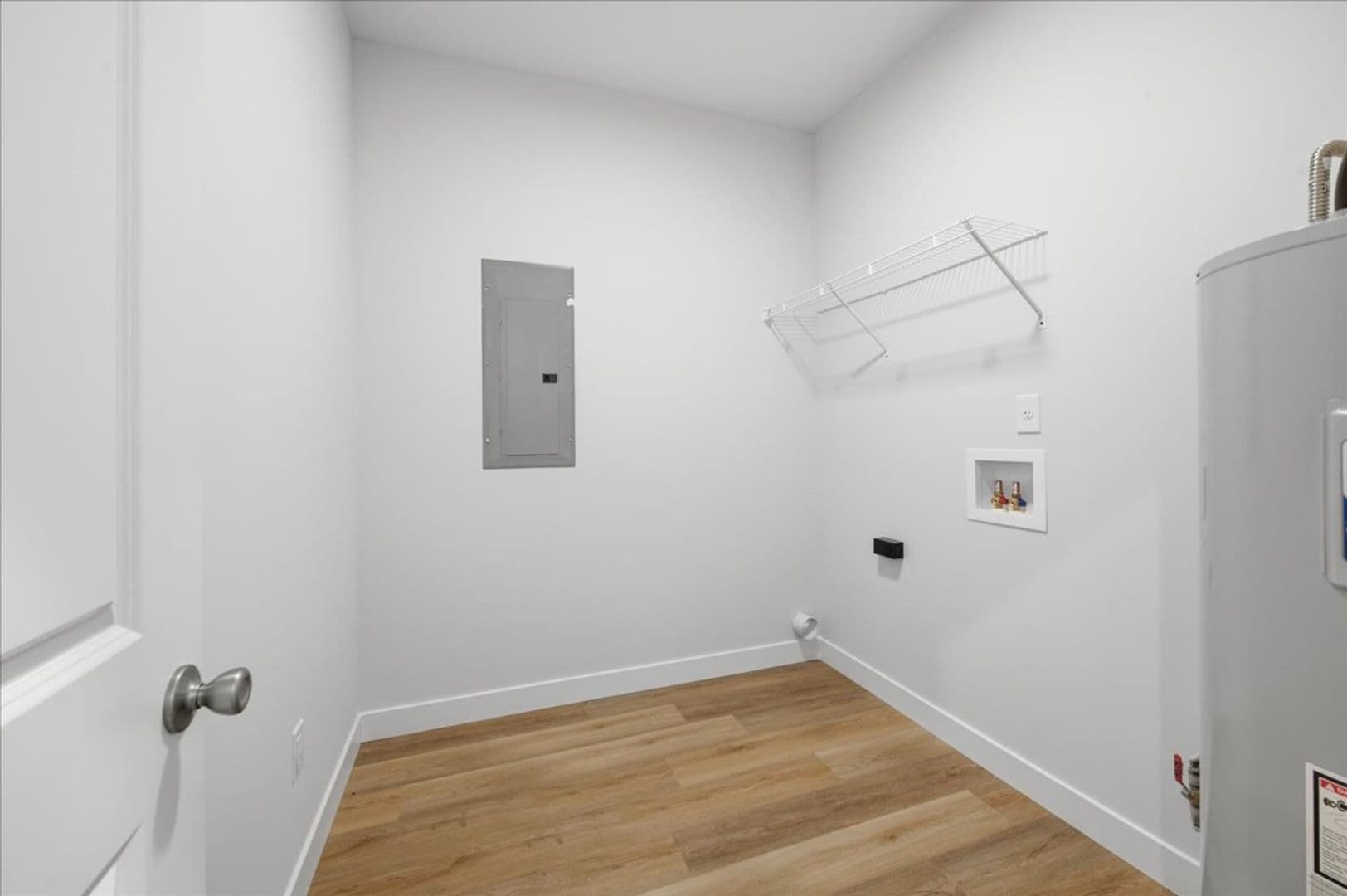 Indianapolis Multiplex: 2708 E 56th Street - Unit B