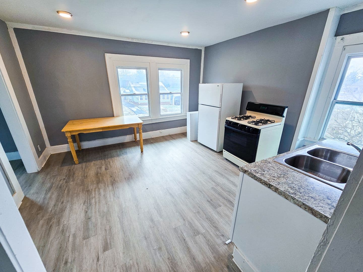 Indianapolis Apartment: 4831 E Washington St - Unit 4