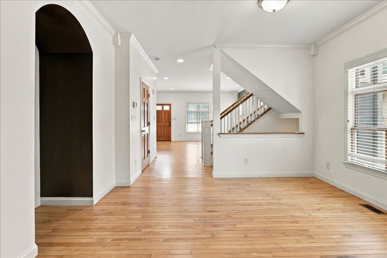 Indianapolis Apartment: 470-472 S Pine St