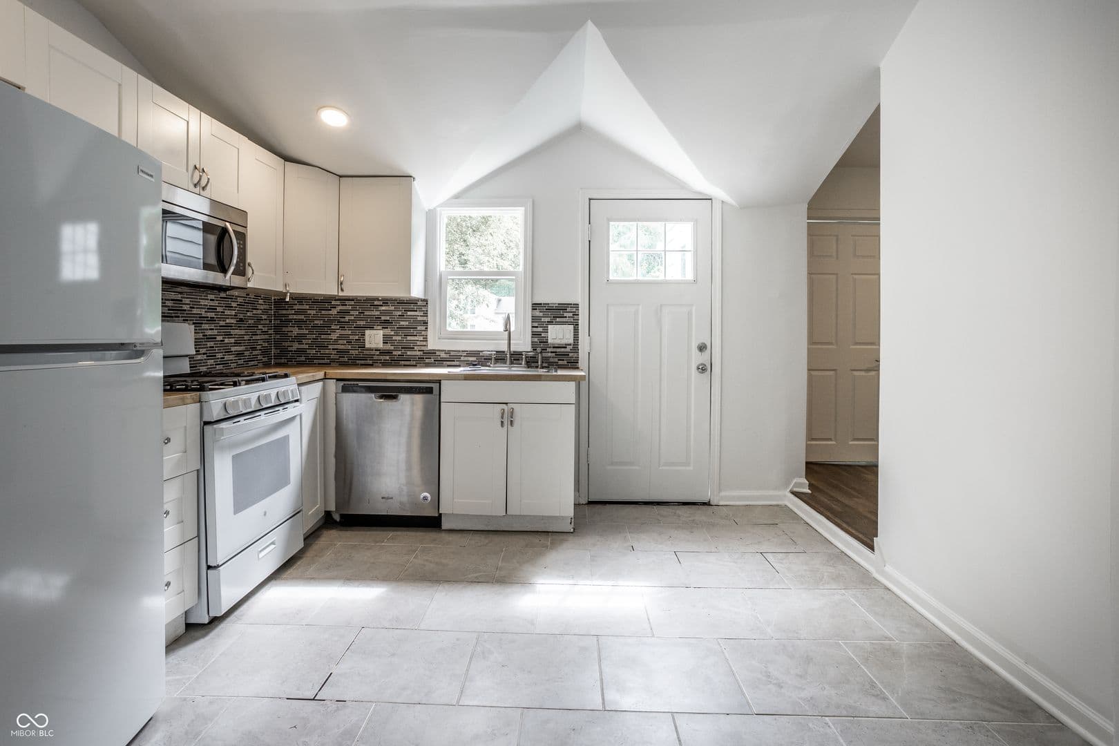 Indianapolis House: 5108 Sunny Meade Ln