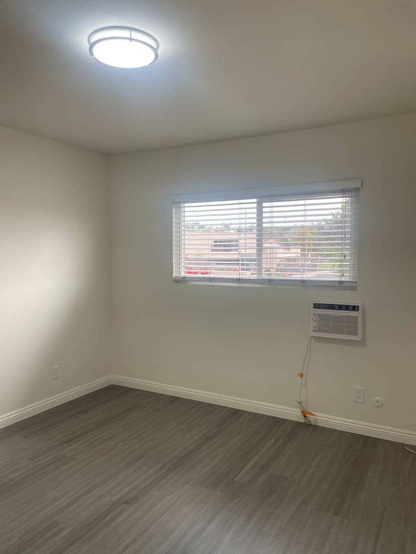 MONTEREY PARK Apartment: 231 S MCPHERRIN AVE.