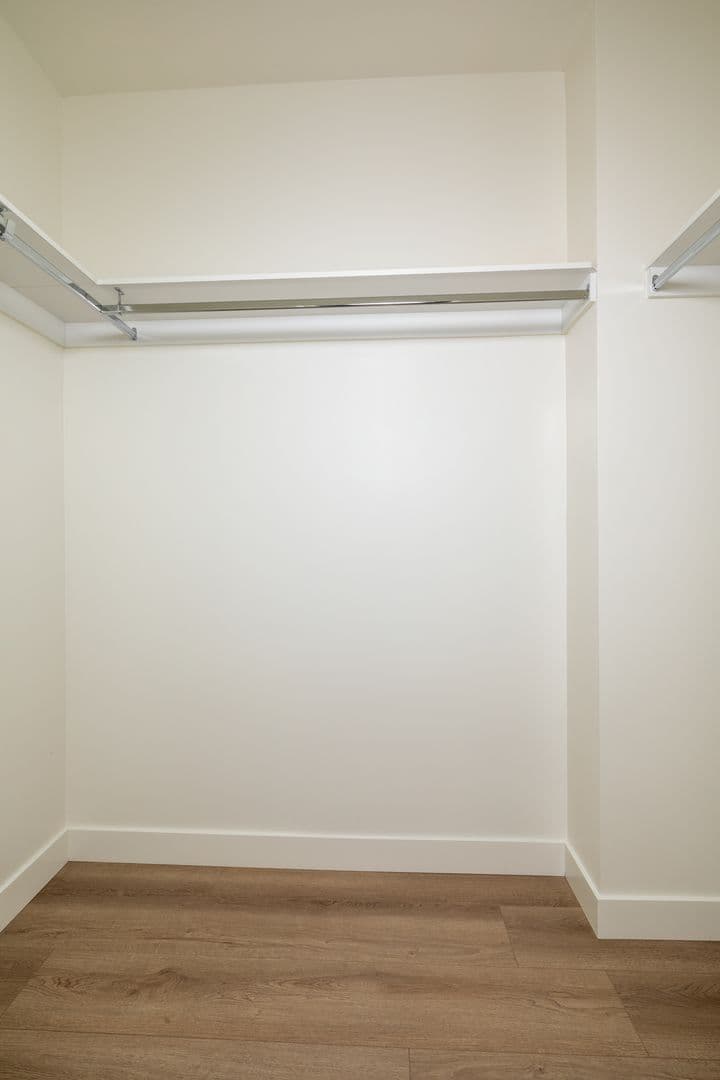 Alhambra Apartment: 123 S Chapel Ave