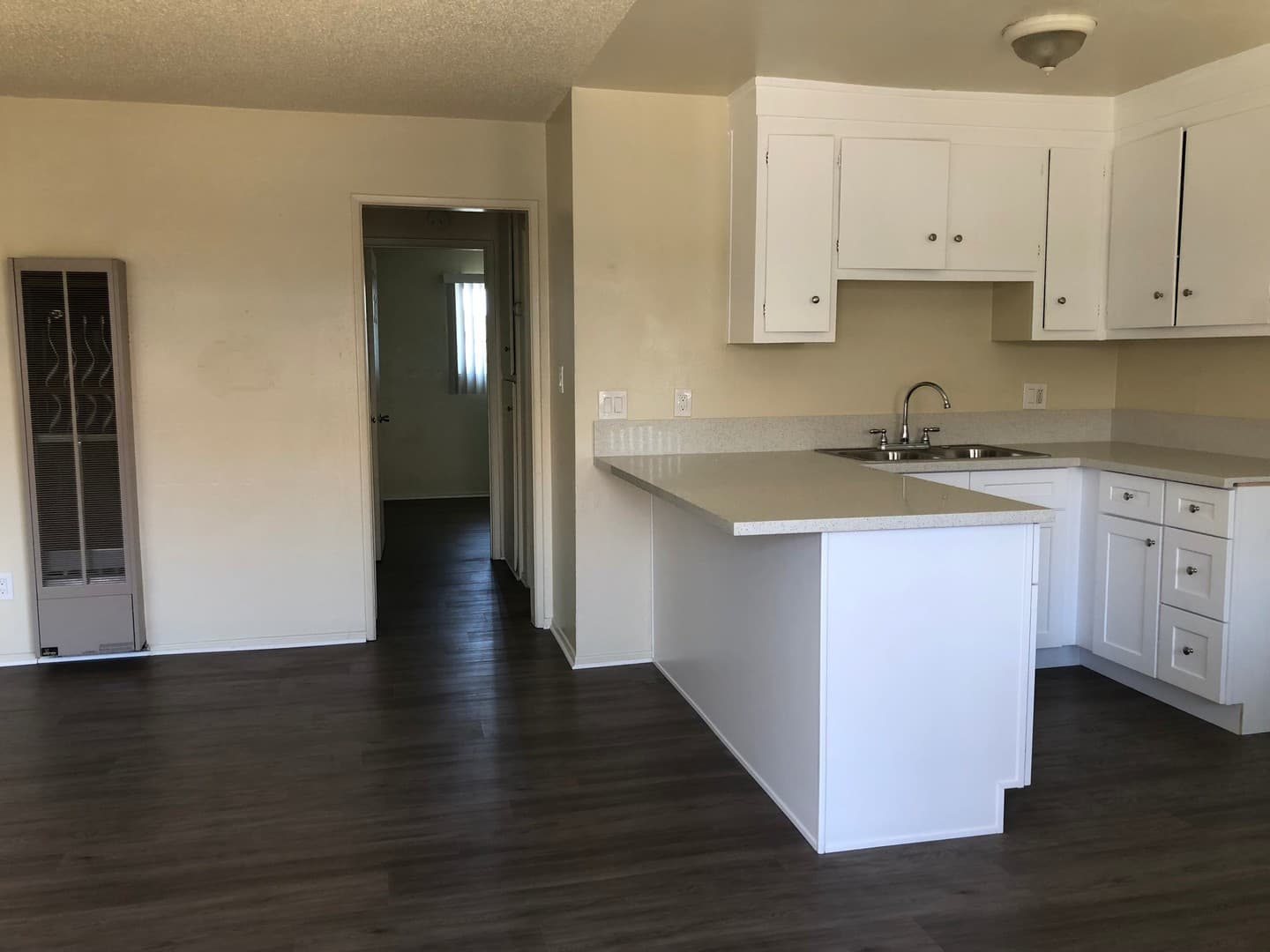 POMONA Apartment: 1104-1118 E. FRANKLIN AVENUE