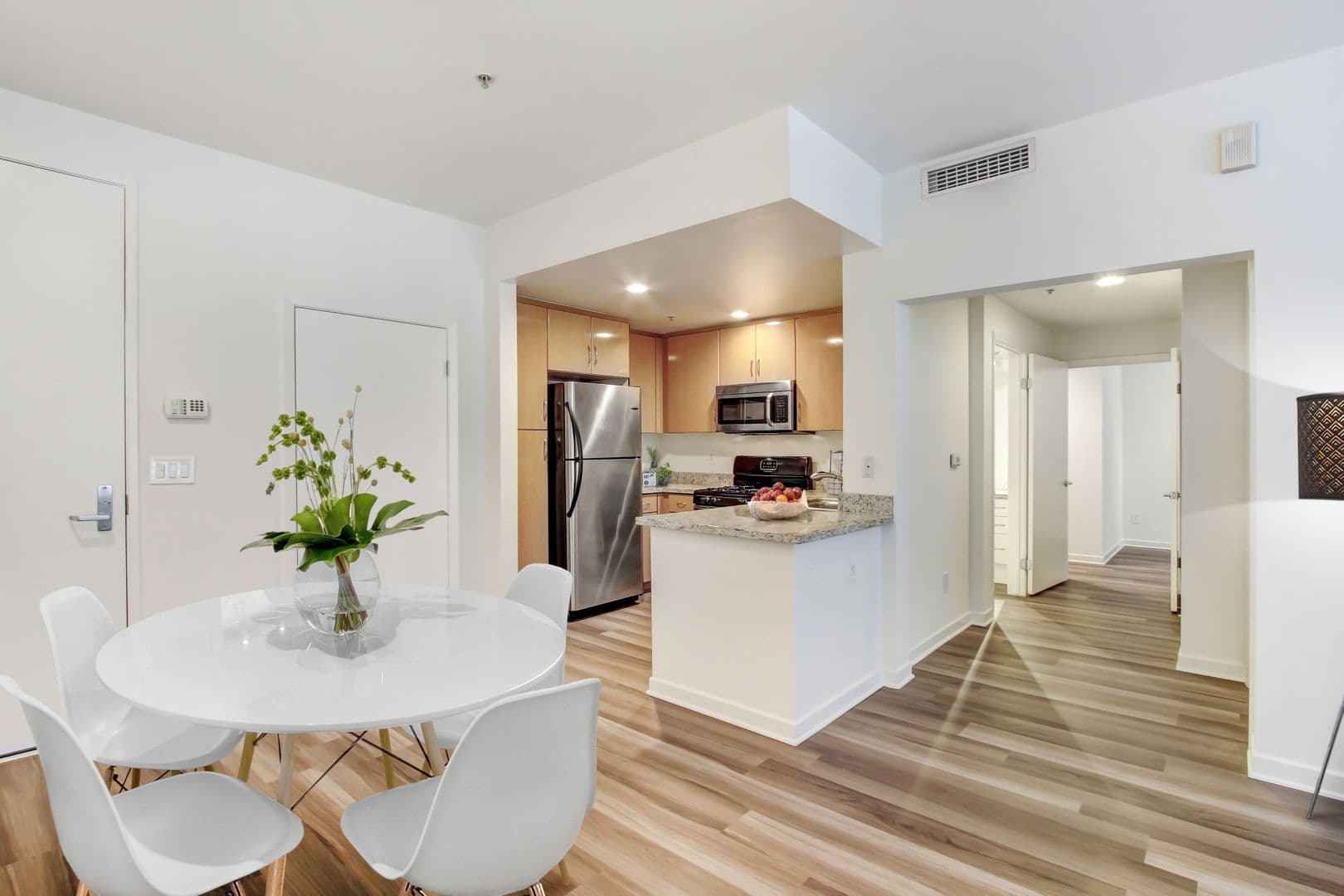 PASADENA Apartment: 22 W GREEN STREET