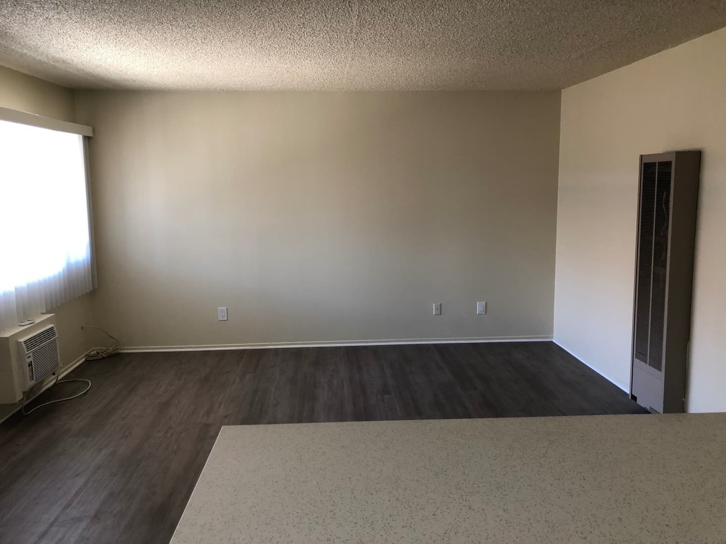 POMONA Apartment: 1104-1118 E. FRANKLIN AVENUE