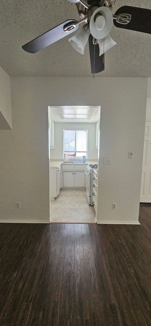 PANORAMA CITY Apartment: 8465 VENTURA CANYON AVENUE