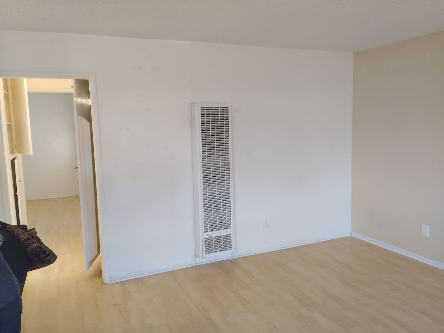 POMONA Apartment: 1104-1118 E. FRANKLIN AVENUE