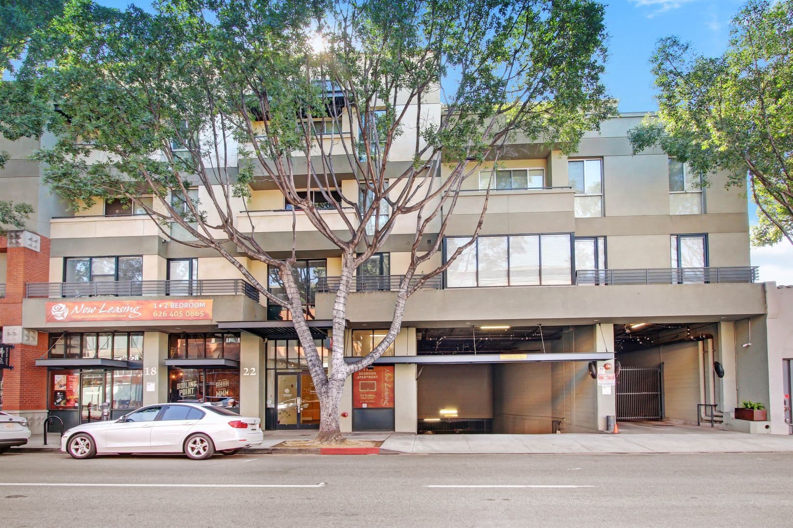 PASADENA Apartment: 22 W GREEN STREET