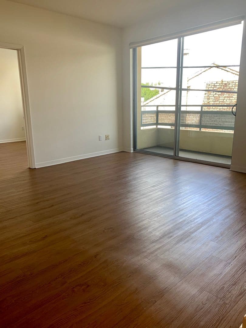 PASADENA Apartment: 65 W DAYTON STREET