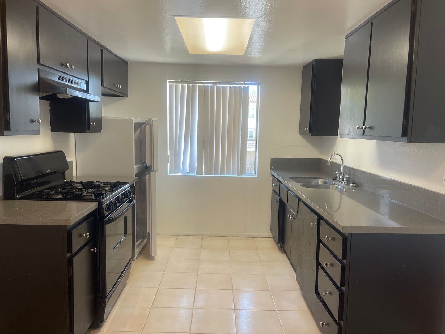MONTEREY PARK Apartment: 420-428 S GARFIELD AVENUE