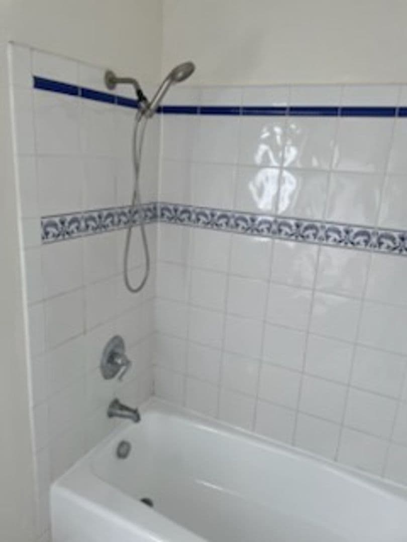 ALHAMBRA Apartment: 1604-1606 S PALM AVE