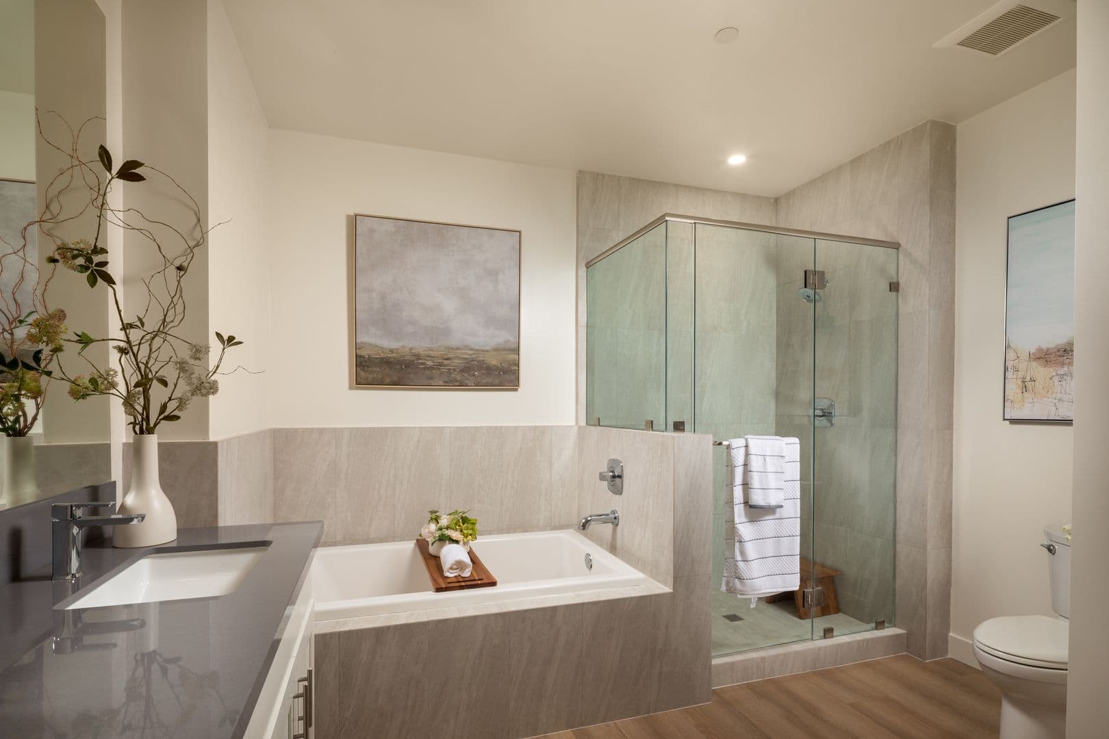 Alhambra Apartment: 123 S Chapel Ave