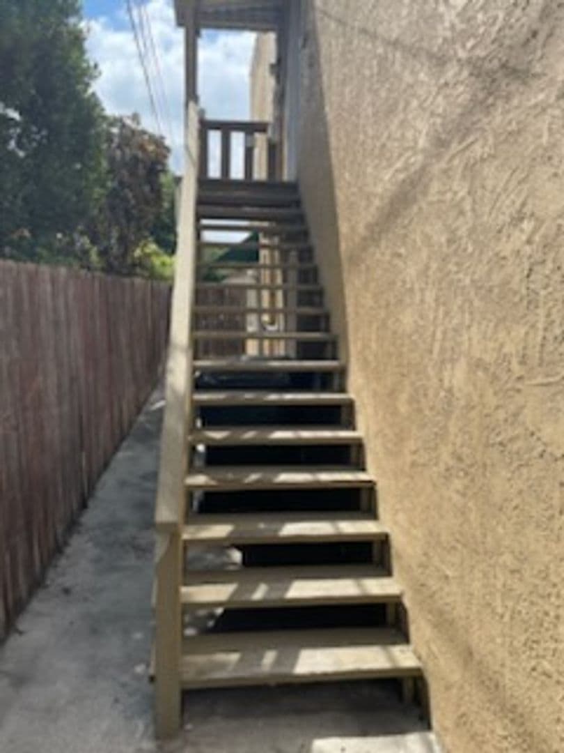 ALHAMBRA Apartment: 1604-1606 S PALM AVE