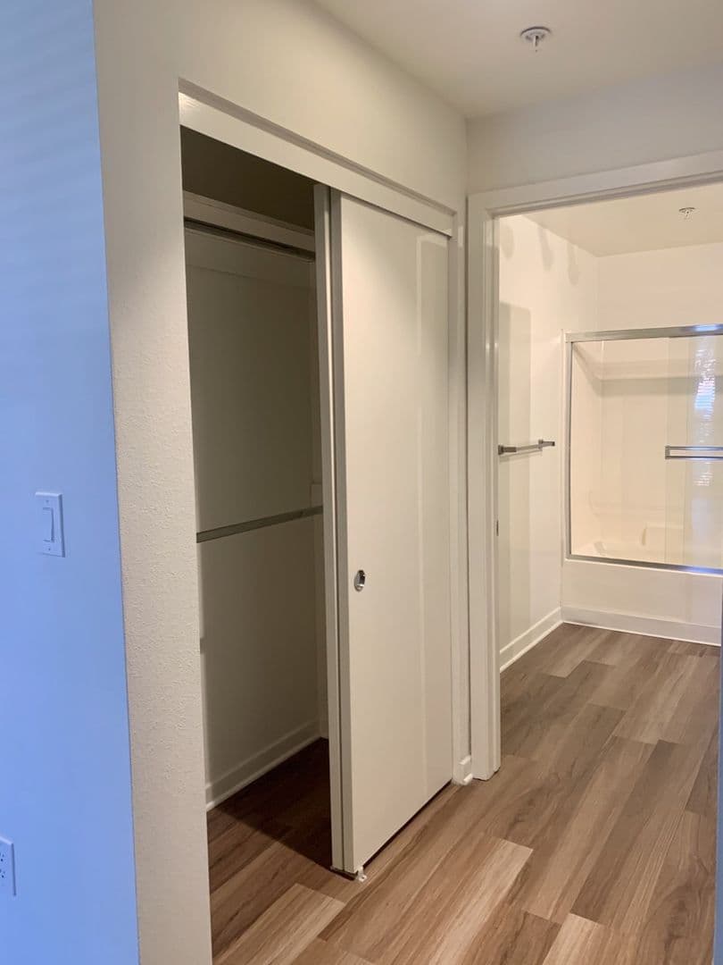 PASADENA Apartment: 22 W GREEN STREET
