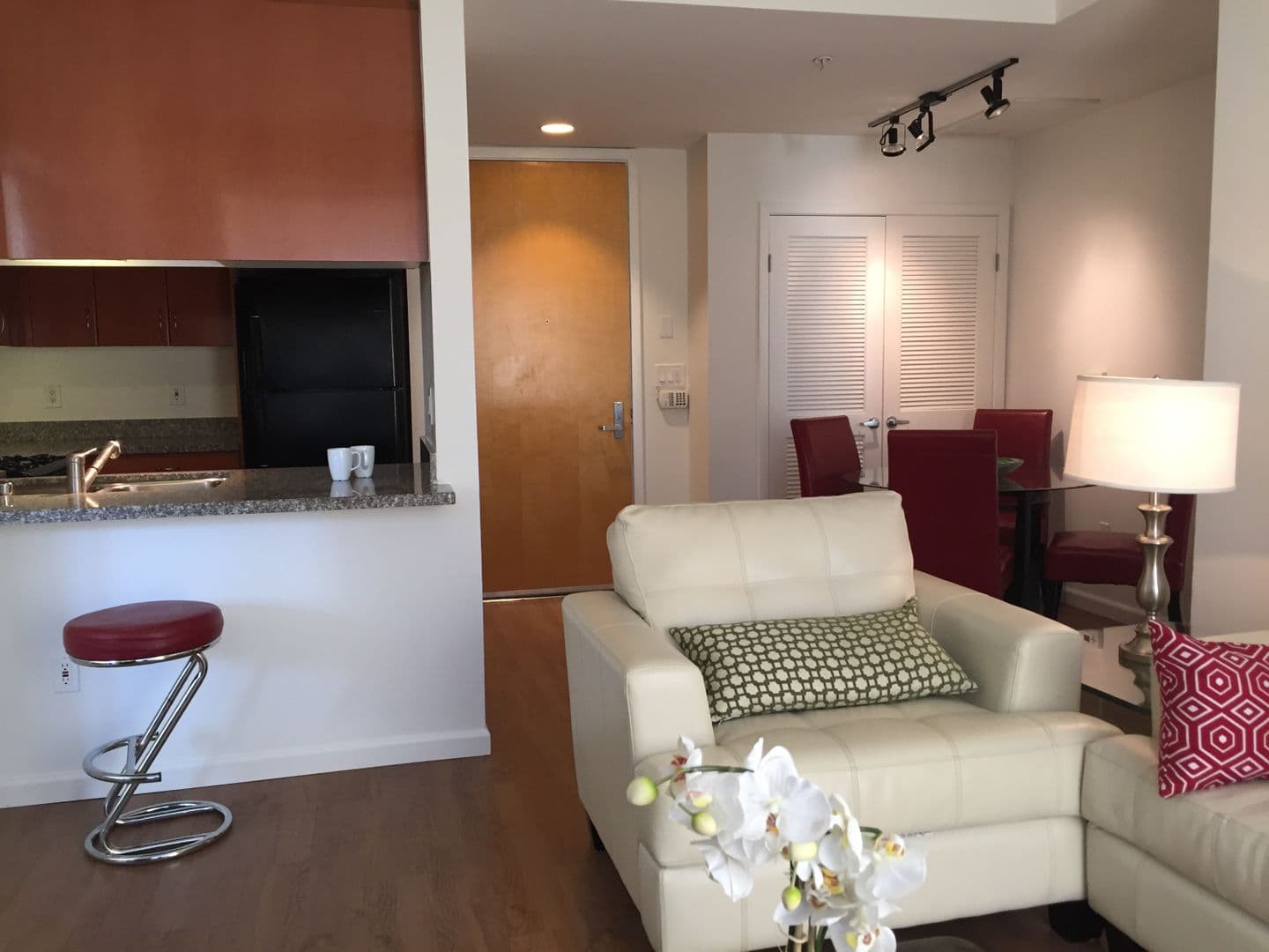 PASADENA Apartment: 65 W DAYTON STREET