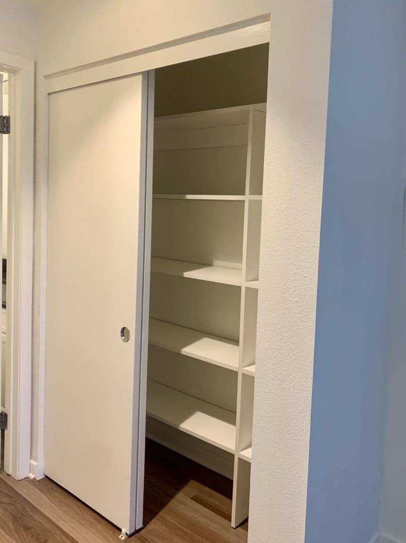 PASADENA Apartment: 22 W GREEN STREET