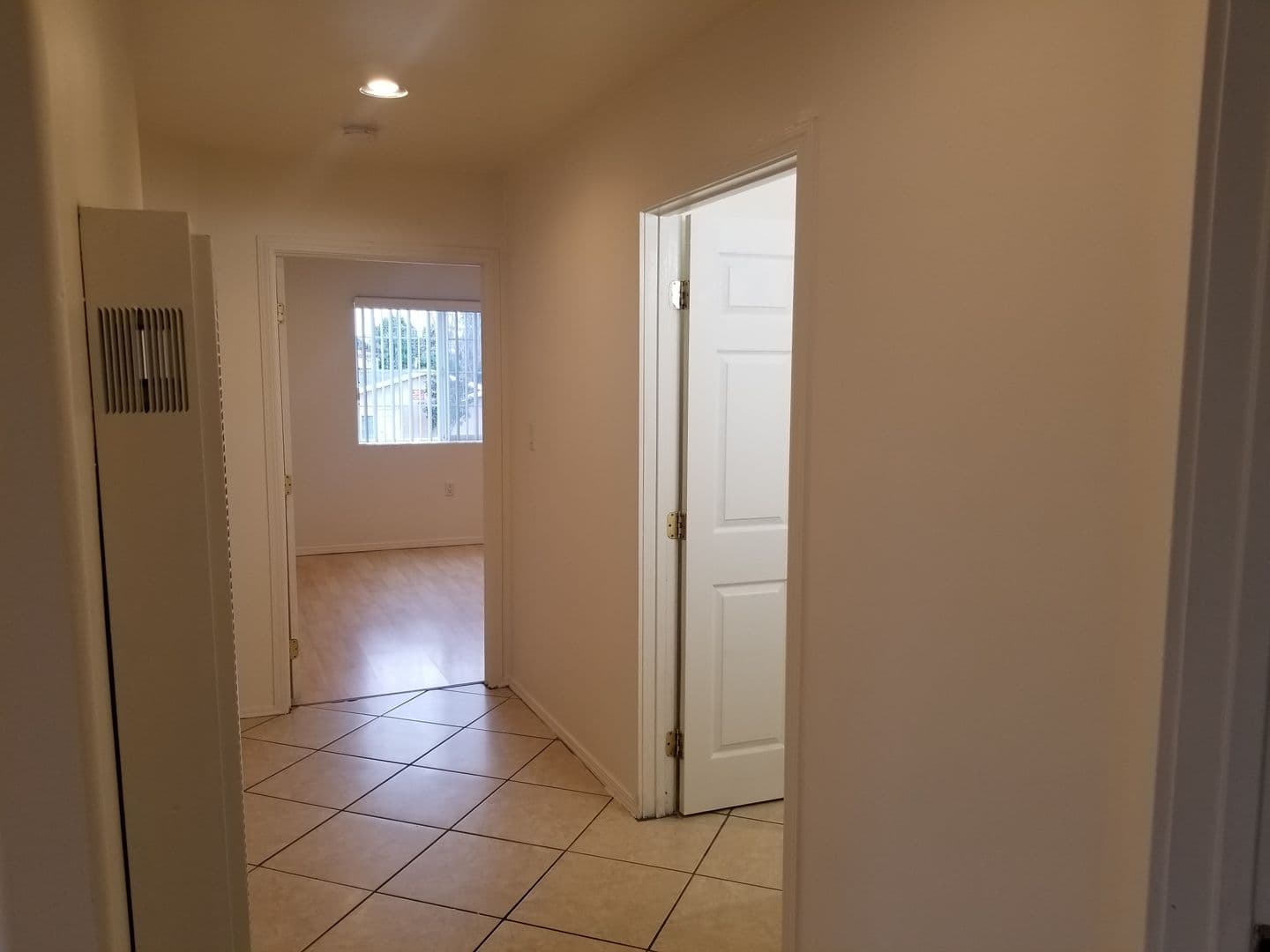 LOS ANGELES Apartment: 227 E. 120TH STREET